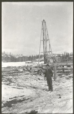 Construction of Hubert Bridge.. (Images are provided for educational and research purposes only. Other use requires permission, please contact the Museum.) thumbnail
