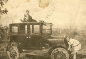 Sonny and Linnea Hanson with Ford automobile. (Images are provided for educational and research purposes only. Other use requires permission, please contact the Museum.) thumbnail