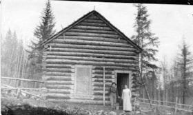 J.W. and Laurel Turner in front of their home. (Images are provided for educational and research purposes only. Other use requires permission, please contact the Museum.) thumbnail