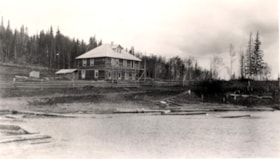 Francois Lake Hotel and Tavern, Francois Lake, B.C.. (Images are provided for educational and research purposes only. Other use requires permission, please contact the Museum.) thumbnail