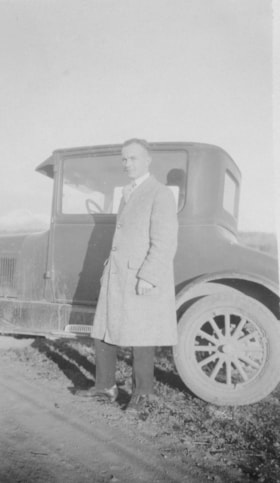 George Bowie standing beside his first car. (Images are provided for educational and research purposes only. Other use requires permission, please contact the Museum.) thumbnail