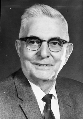 Ed Lund. (Images are provided for educational and research purposes only. Other use requires permission, please contact the Museum.) thumbnail