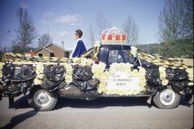 Beta Sigma Phi float in Houston May Day parade, 1972. (Images are provided for educational and research purposes only. Other use requires permission, please contact the Museum.) thumbnail