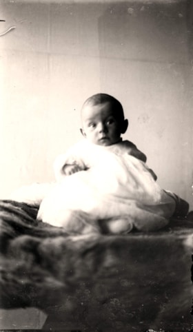 Portrait of Angus Jr. McLean. (Images are provided for educational and research purposes only. Other use requires permission, please contact the Museum.) thumbnail