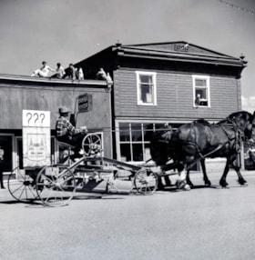 Horse-drawn snow plow in Centenal parade. (Images are provided for educational and research purposes only. Other use requires permission, please contact the Museum.) thumbnail