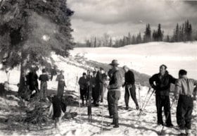 Group of skiers. (Images are provided for educational and research purposes only. Other use requires permission, please contact the Museum.) thumbnail