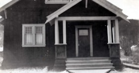 James Graham residence. (Images are provided for educational and research purposes only. Other use requires permission, please contact the Museum.) thumbnail