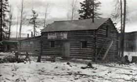 Decker Lake House. (Images are provided for educational and research purposes only. Other use requires permission, please contact the Museum.) thumbnail