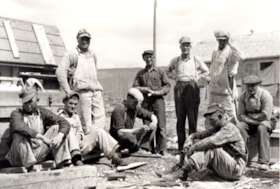 Employees of Tomlinson Construction of Yarmouth N.S.. (Images are provided for educational and research purposes only. Other use requires permission, please contact the Museum.) thumbnail