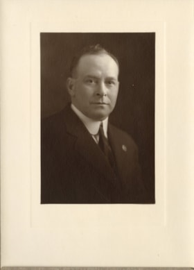Leonard Sydney McGill. (Images are provided for educational and research purposes only. Other use requires permission, please contact the Museum.) thumbnail