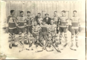 Hockey team photo - Steen Cup winners. (Images are provided for educational and research purposes only. Other use requires permission, please contact the Museum.) thumbnail