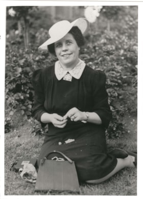 Irma Bannister. (Images are provided for educational and research purposes only. Other use requires permission, please contact the Museum.) thumbnail
