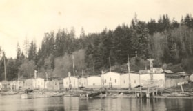 Unidentified waterfront village. (Images are provided for educational and research purposes only. Other use requires permission, please contact the Museum.) thumbnail