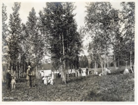 Sunday school picnic, Hazelton, B.C.. (Images are provided for educational and research purposes only. Other use requires permission, please contact the Museum.) thumbnail