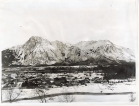 Hazelton, B.C., in winter. (Images are provided for educational and research purposes only. Other use requires permission, please contact the Museum.) thumbnail