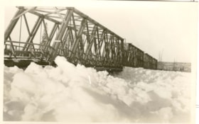 A postcard of an ice build up under the Bulkley River Bridge. (Images are provided for educational and research purposes only. Other use requires permission, please contact the Museum.) thumbnail