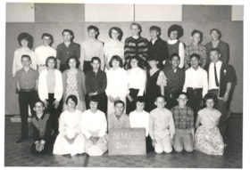 Muheim Memorial Elementary School Grade 7 Div. 2. (Images are provided for educational and research purposes only. Other use requires permission, please contact the Museum.) thumbnail