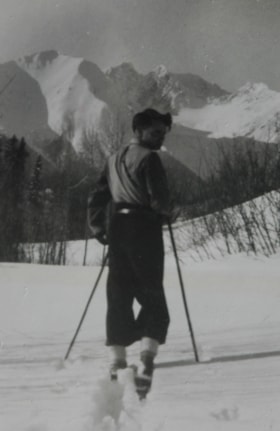 Phil Jones, Feb '46, near Malkow ski hill. (Images are provided for educational and research purposes only. Other use requires permission, please contact the Museum.) thumbnail