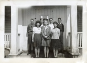 Class photo of seven older students. (Images are provided for educational and research purposes only. Other use requires permission, please contact the Museum.) thumbnail