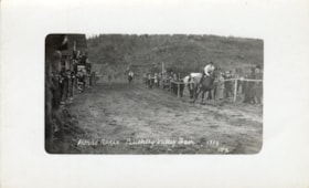 Horse races, Bulkley Valley Fair, 1914. (Images are provided for educational and research purposes only. Other use requires permission, please contact the Museum.) thumbnail