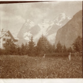 Country house in front of the Bernese Alps in Switzerland. (Images are provided for educational and research purposes only. Other use requires permission, please contact the Museum.) thumbnail
