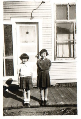 June Fushimi and Sumiko Aida. (Images are provided for educational and research purposes only. Other use requires permission, please contact the Museum.) thumbnail