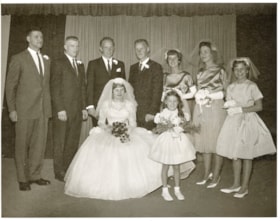 Judy Chapman and Arndt Erasmus wedding party. (Images are provided for educational and research purposes only. Other use requires permission, please contact the Museum.) thumbnail