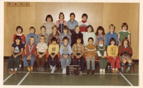Muheim Memorial Elementary School Div. 8. (Images are provided for educational and research purposes only. Other use requires permission, please contact the Museum.) thumbnail
