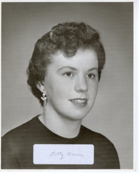 Betty Bruce portrait. (Images are provided for educational and research purposes only. Other use requires permission, please contact the Museum.) thumbnail
