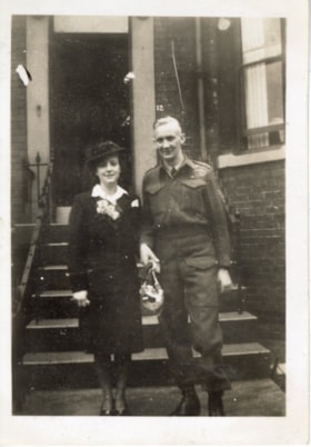 Eva Williamson and Carl Anderson in England. (Images are provided for educational and research purposes only. Other use requires permission, please contact the Museum.) thumbnail