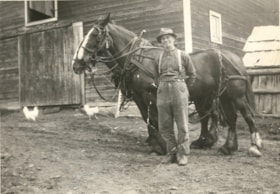 Frank Gilbert with Bess and Blaze. (Images are provided for educational and research purposes only. Other use requires permission, please contact the Museum.) thumbnail