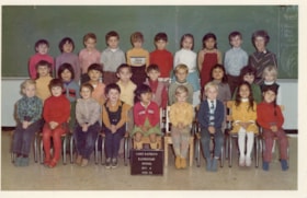 Lake Kathlyn Elementary School Division 4 class photo 1972-1973. (Images are provided for educational and research purposes only. Other use requires permission, please contact the Museum.) thumbnail