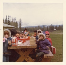 Lake Kathlyn School students at picnic table. (Images are provided for educational and research purposes only. Other use requires permission, please contact the Museum.) thumbnail