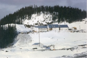 Buildings at Huckleberry Mine. (Images are provided for educational and research purposes only. Other use requires permission, please contact the Museum.) thumbnail