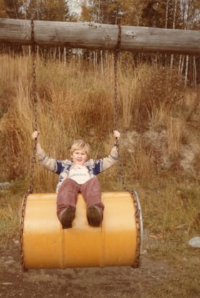 Mark Whatman on barrel swing. (Images are provided for educational and research purposes only. Other use requires permission, please contact the Museum.) thumbnail