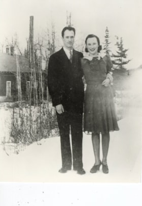 Bill and June Cocks. (Images are provided for educational and research purposes only. Other use requires permission, please contact the Museum.) thumbnail