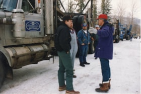 Discussions at Blunt Creek Blockade. (Images are provided for educational and research purposes only. Other use requires permission, please contact the Museum.) thumbnail