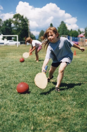 Girls with paddle balls at Muheim Sports Day. (Images are provided for educational and research purposes only. Other use requires permission, please contact the Museum.) thumbnail