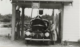 Car being serviced at Hoskins Garage. (Images are provided for educational and research purposes only. Other use requires permission, please contact the Museum.) thumbnail
