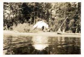 Mac's Camp at Topley Landing. (Images are provided for educational and research purposes only. Other use requires permission, please contact the Museum.) thumbnail
