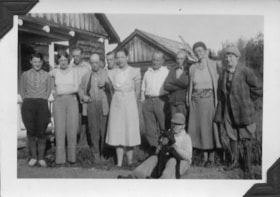 Large group at Fulton Fishery. (Images are provided for educational and research purposes only. Other use requires permission, please contact the Museum.) thumbnail