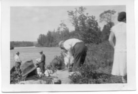 Group on Picnic. (Images are provided for educational and research purposes only. Other use requires permission, please contact the Museum.) thumbnail
