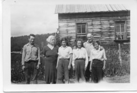 The Allen Family. (Images are provided for educational and research purposes only. Other use requires permission, please contact the Museum.) thumbnail