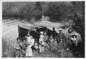 Group of Indigenous people from Stuart Lake. (Images are provided for educational and research purposes only. Other use requires permission, please contact the Museum.) thumbnail