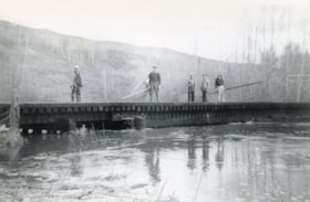 High water at railway bridge. (Images are provided for educational and research purposes only. Other use requires permission, please contact the Museum.) thumbnail