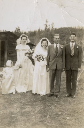 Goold-Withler wedding party. (Images are provided for educational and research purposes only. Other use requires permission, please contact the Museum.) thumbnail