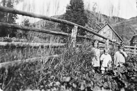 [Aitken children in garden]. (Images are provided for educational and research purposes only. Other use requires permission, please contact the Museum.) thumbnail