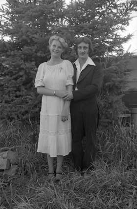 Allan McEwen and wife. (Images are provided for educational and research purposes only. Other use requires permission, please contact the Museum.) thumbnail