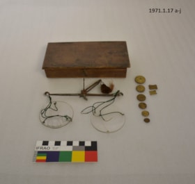 Apothecary Weight Scale. (Images are provided for educational and research purposes only. Other use requires permission, please contact the Museum.) thumbnail