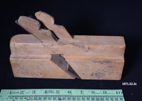 Moulding Plane. (Images are provided for educational and research purposes only. Other use requires permission, please contact the Museum.) thumbnail